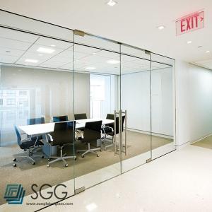 China clear/ultra clear/silkscreen/acid etched tempered glass partition 6mm 8mm 10mm 12mm on sale