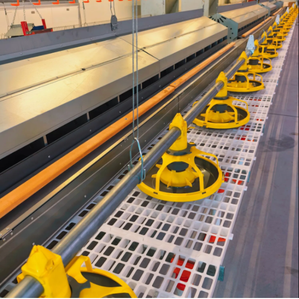 Modular Structure Automatic Pan Feeding System for High Energy Efficiency Broiler Floor Farming with Quick Assembly
