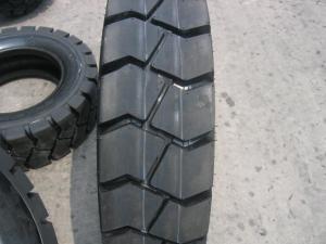 China China manufacturer cheap price industrial pneumatic solid forklift tire 700-12 wholesale