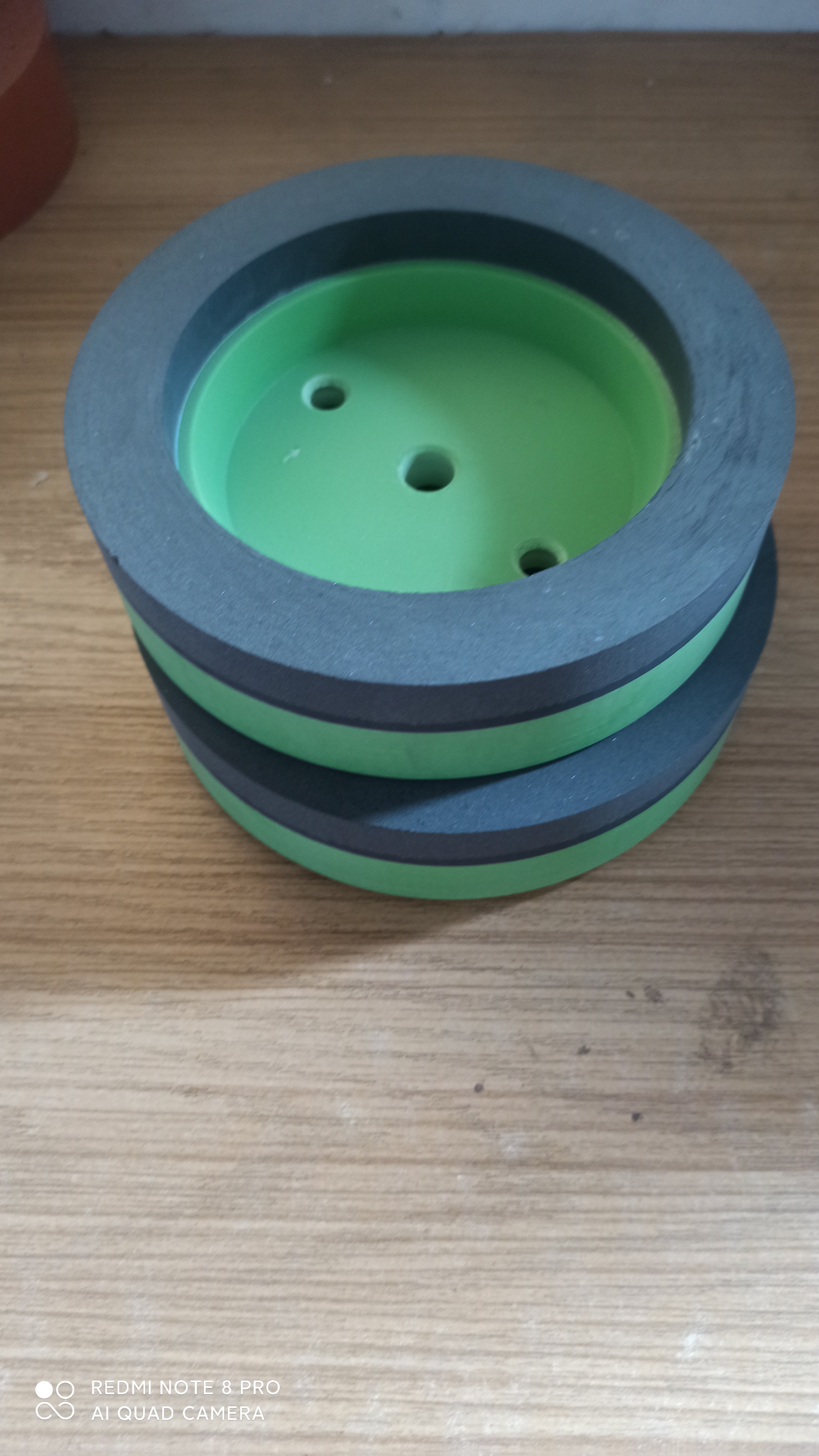 Thin Glass Protection with Green Resin Grinding Wheel for Excellence