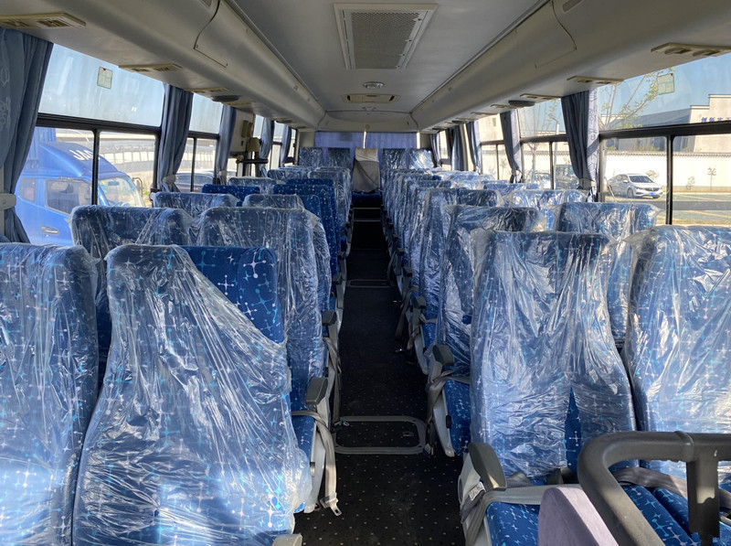 2014 Year 45 Seats Used Coach Bus Kinglong XMQ6101 With Diesel Engine LHD Steering