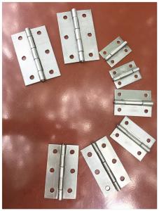 China Locked Pin Bulk Packing Metal Door Hinges With Screws Unpolished Bright Color wholesale