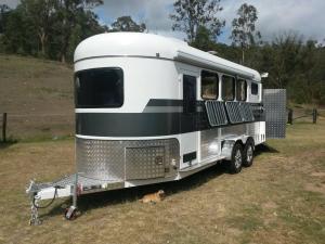 China 2 Horse Angle Load china Horse Float-Camper wholesale