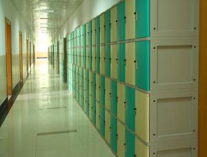China Anti Corrosion Plastic School Lockers 4 Comparts 1 Column For Water Baths wholesale