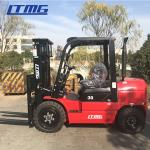 Pneumatic Tire Type Indoor Outdoor Forklift / Compact Lift Trucks 3000 Kg Load