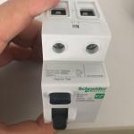 High quality 10mA EZ9R14225 25A RCCB Residual Current circuit breaker