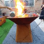 Rusty Red Charcoal Bbq Grills Folding Outdoor Barbecue Grill D1000mm