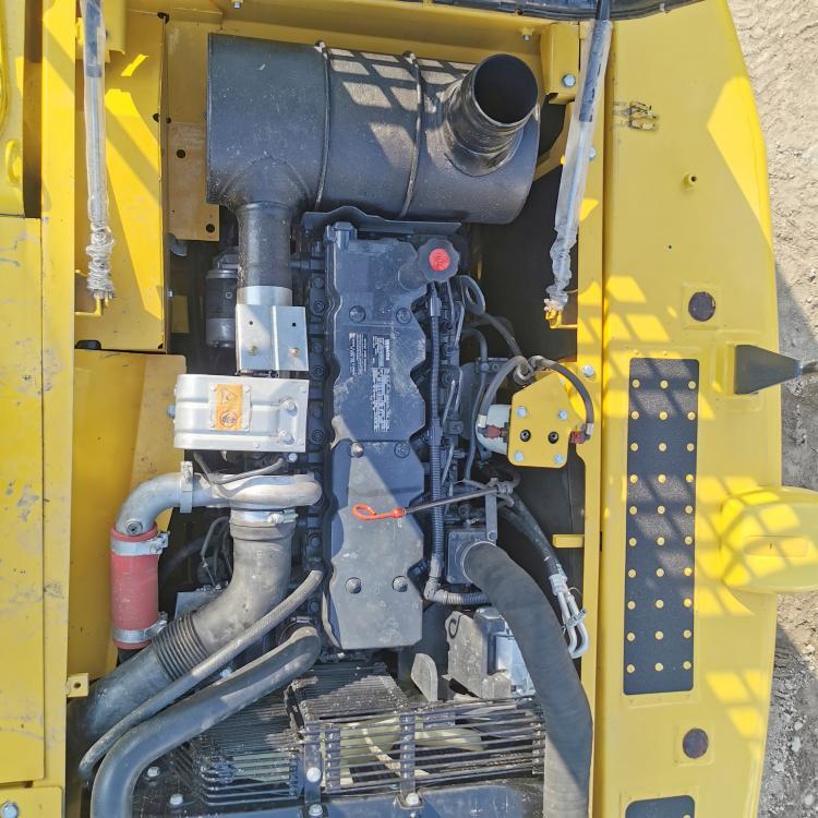 Original Hydraulic Valve Komatsu PC200 PC200-8N1 20 Ton Used Small Excavator 2800mm Wide