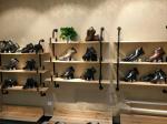 Grainy Wooden Shoe Display Shelves Wall Hanging Shoe Rack Various Colors