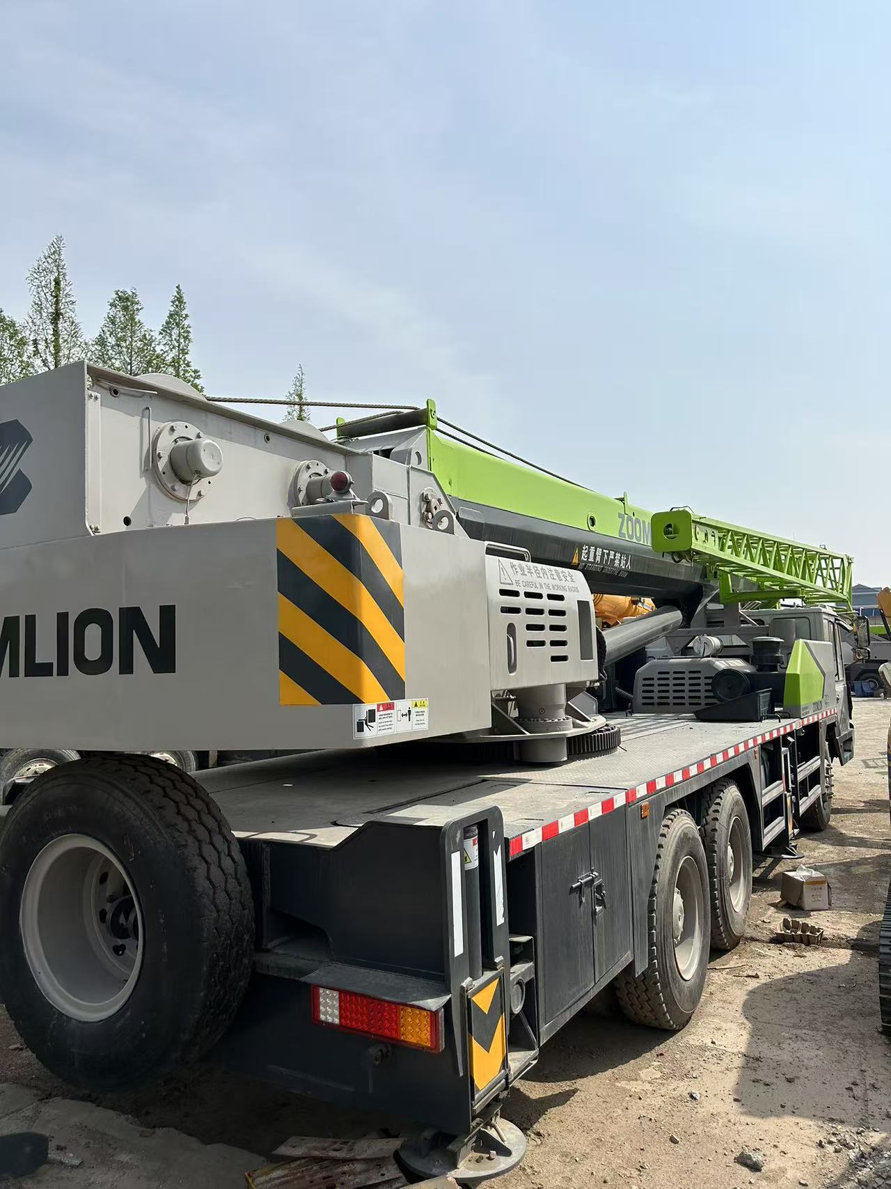 High Qulity Low Hours Used Crane Zoomlion ZLJ5320JQZ25V