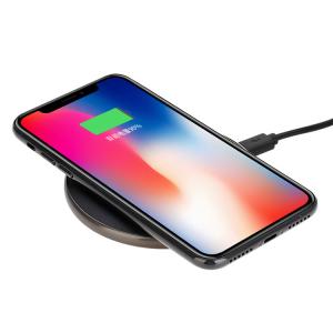 China Battery Power Cordless Cell Phone Charger , Wireless Charging Devices Long Lifespan wholesale