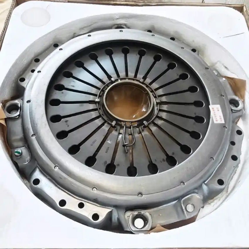 SINOTRUK HOWO Truck Spare Parts 430 AZ9725160100 Clutch Pressure Plate 1997-2007