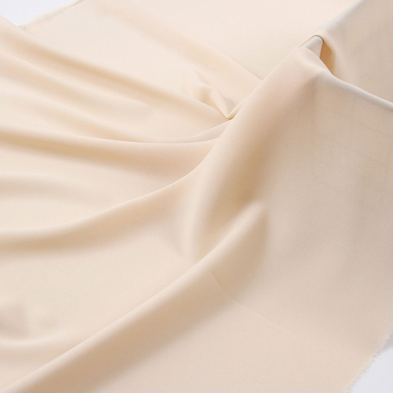 Sustainable 138gsm Plain Dyeing Polyester Fabric For Women'S Clothing