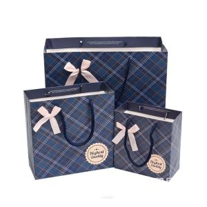 China Lattice Style Cardboard Gift Packaging Box With Ribbon Bowknot wholesale