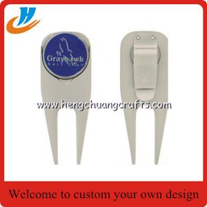 China Golf ball marker hat clip and divot tool set customized/Golf accessory cheap wholesale wholesale