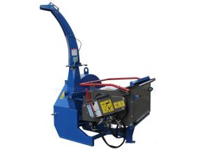China PTO Drive 7 Inch Wood Chipper High Performance With Hydraulic Oil Tank wholesale