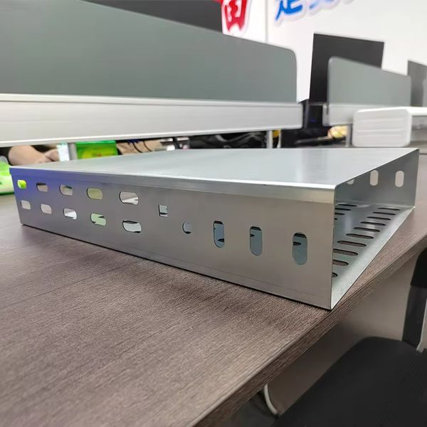 Galvanized Medium Duty Load Capacity Trough Cable Trays CE Certified