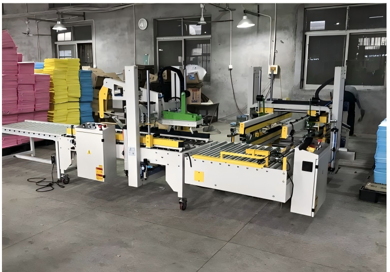 Automatic Folding and Sealing Machine One Line Tape Sealing Machine Carton Tape Automatic Sealing Machine Manufacturer