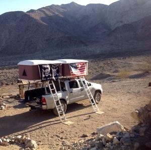 China Double Big Foot Automatic Roof Tent , Jeep Hard Top Tent Streamlined Design wholesale