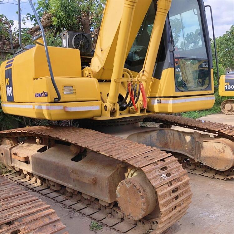 16 Ton Hydraulic Used Komatsu Excavator PC160 Good Health and Original Color in Japan
