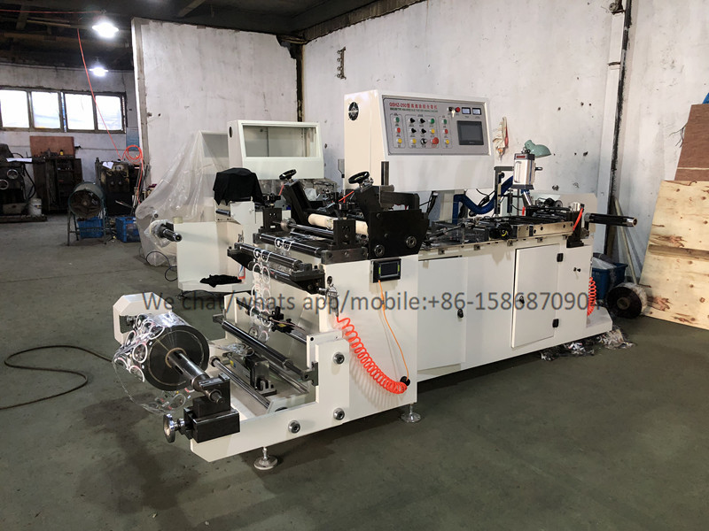 Sleeve Seaming Small Plastic Bag Making Machine With Movable Rewinding Device