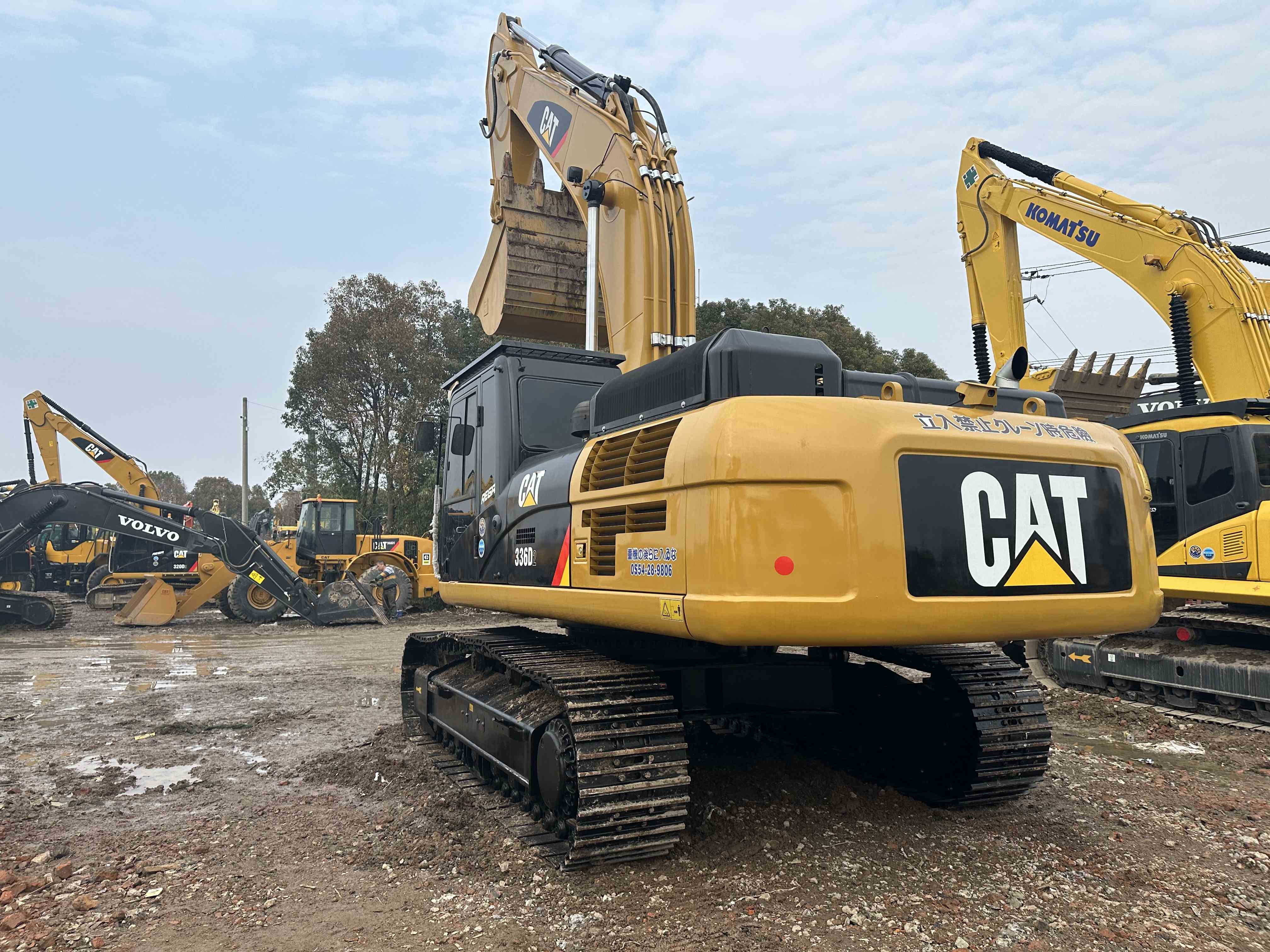Big Used Excavator CAT Caterpillar 336D2 36 Ton Crawler Digger