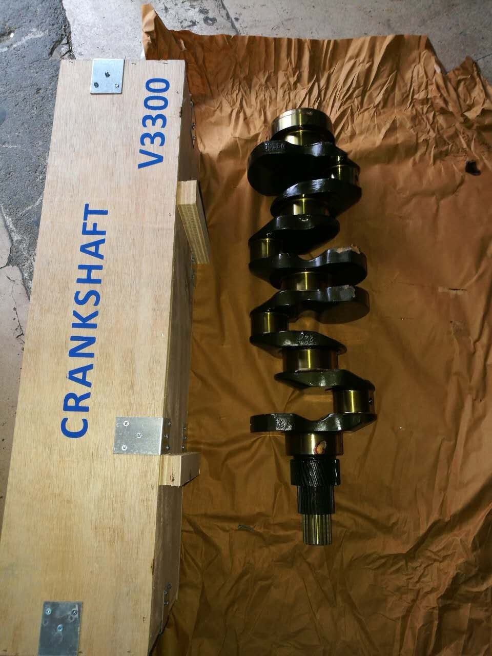 new parts OEM kubota 1C05023010 crankshaft assy for V3300 engine