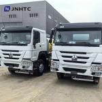 Sinotruk Howo Oil Tank Truck 6x4 340hp Capacity 12 Wheels Fuel Tank Truck For