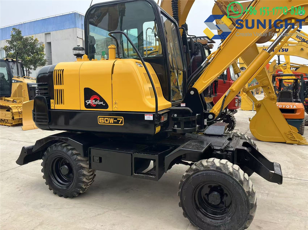 Hyundai 60W-7 Used Wheel Excavator 6 Ton Mini Agricural Excavator Hyundai 60W-7 Construction Building Machinery
