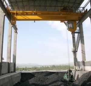 China 5t-75t Lifting Capacity Double Girder Overhead Crane 6m-35m Span Length wholesale