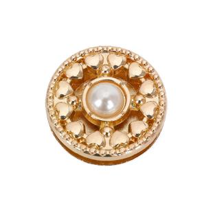 China The Little Heart Shape Embossed With Pearl Handbag Lock Handbag Hardware Accessories wholesale