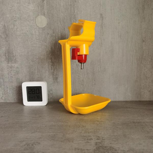 Nipple Suspension Cup For Poultry Equipment Suspension Fixed In Chicken Cage Red