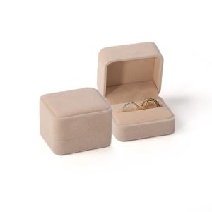 China Luxury Double Ring Box Personalized Custom Velvet High End Jewellery Engagement Ring Packaging Box wholesale