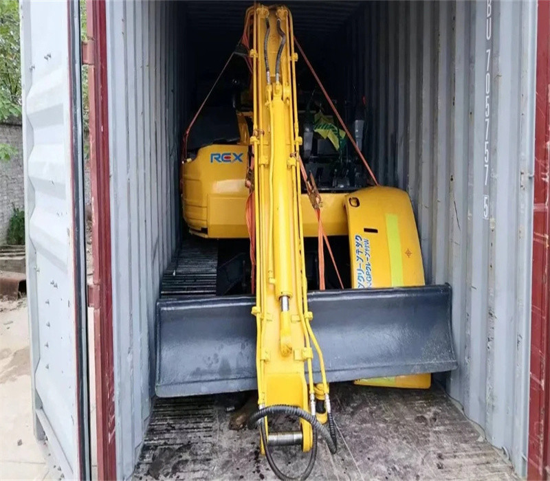 100Hp-500Hp Used Excavator Digger 2.5 Cubic Meters Secondhand Digger komatsu pc200
