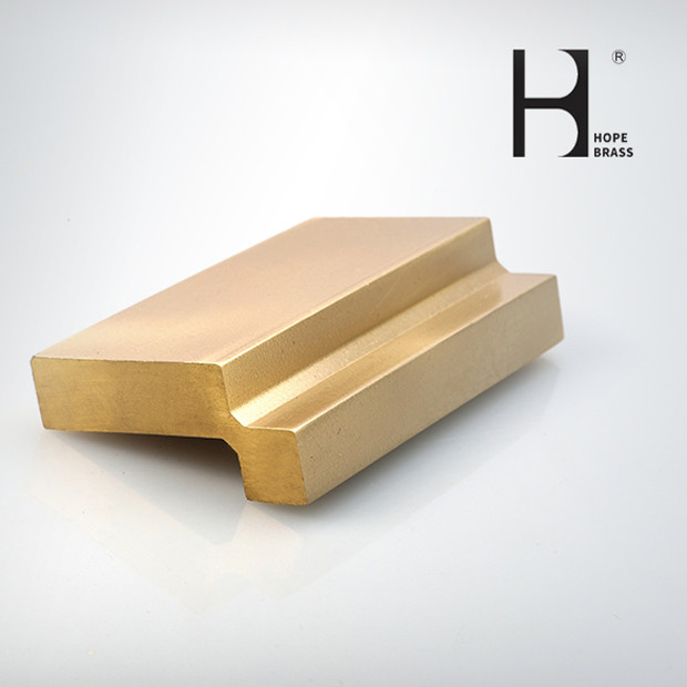 C3604 C3600 C38500 CUstomized Copper Alloy Hardware Lead Brass Extrusion Profiles ODM 5mm to 180mm Polishing Brushing