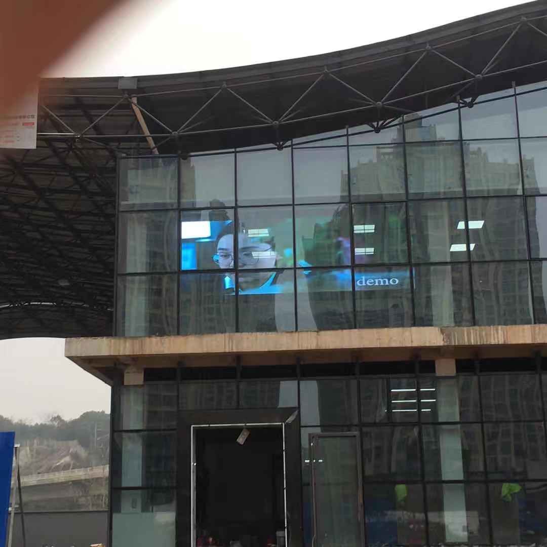 240W/M2 P3.9 Transparent LED Display 1R1G1B LED Curtain Video Wall iP30