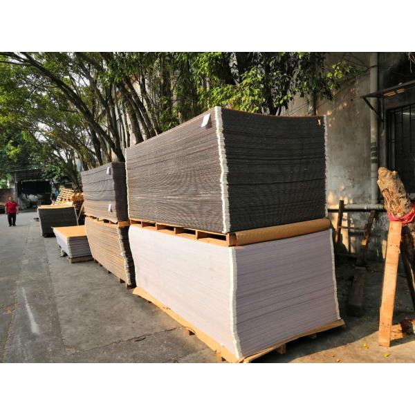 High Durability Polystyrene Plastic Sheets For Retail Displays Advertising Signs And Protective Packaging