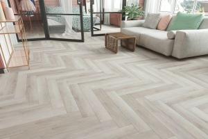 China Fire Resistant SPC Herringbone Floor 20 Mil Bedroom Livingroom wholesale