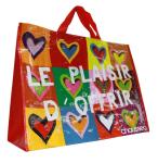 Coloful PP Woven Shopping Bags Heart Pattern 120gsm Shining Coated Cylinder