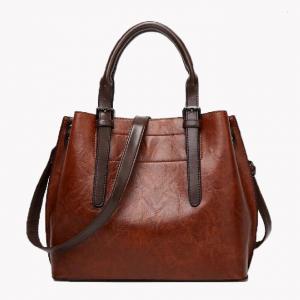 China Single Shoulder Ladies Retro Leather Handbag wholesale
