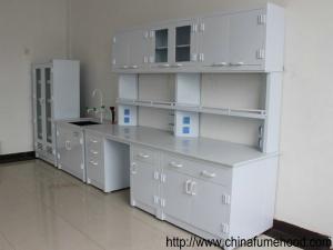 China Professional Chemistry Lab Furniture , PP Lab Island Bench With Sink / Faucets wholesale