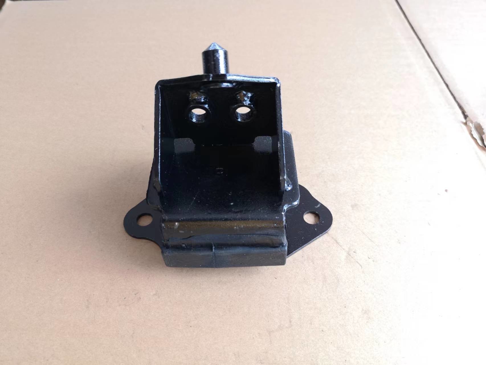 Dmax Engine Mount Cushion Rubber 8972349762 Pickup 4JA1 4JH1 Engine Model Front Side