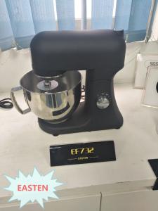 China Easten Die Cast Stand Milk Mixer EF732/ 1000W Egg Mixer/ 4.8 Liters Home Electric Mixer/ High Power Dough Mixer wholesale