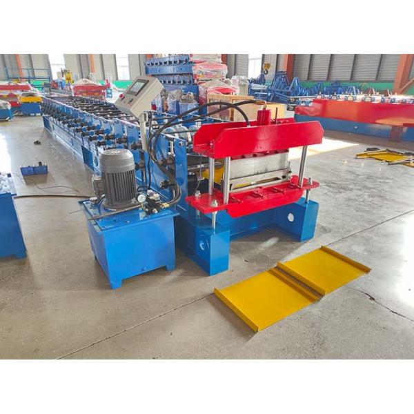 Self Lock roof panel roll forming machine With Hole Forming high performance
