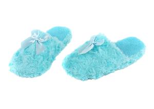 China Close Toe Disposable House Slippers , Blue Plush Slippers For Women wholesale