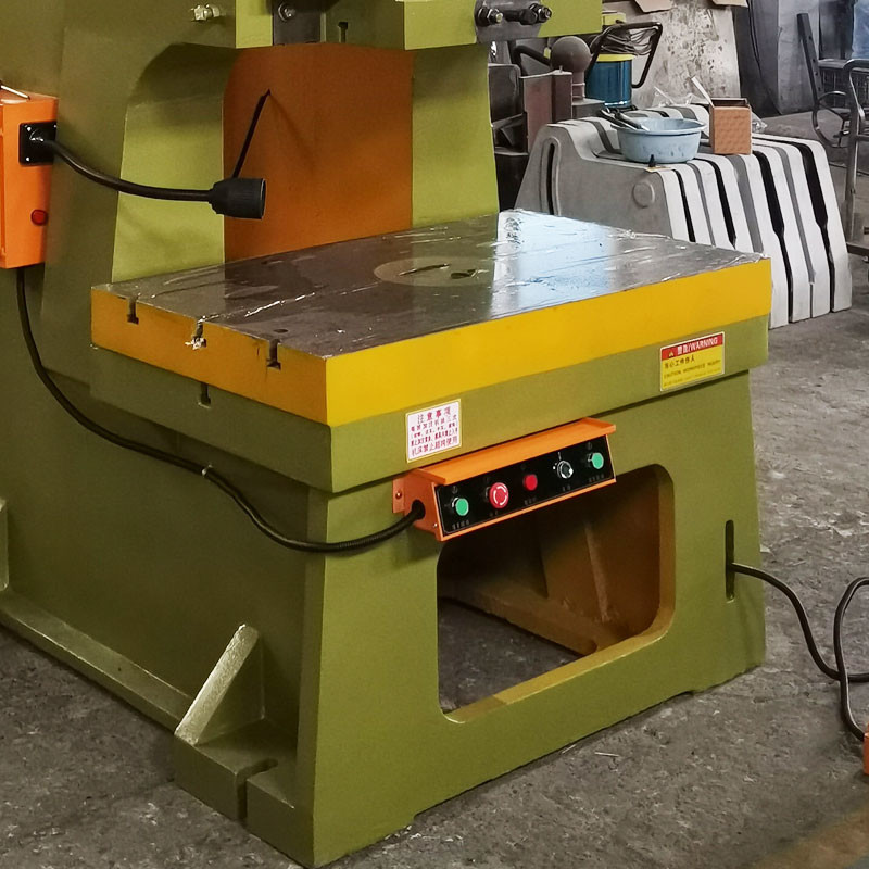 AOXUAN 11T Air Punching 150 Ton Press Machine 1000*1000MM