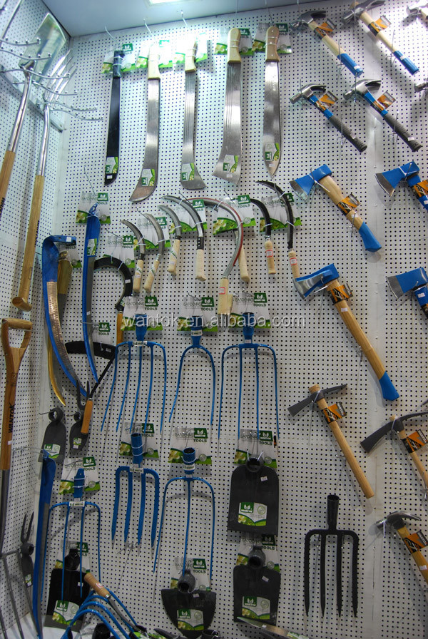 Wood Handle Sickles for Garden at Made of 45 Steel or Rail Steel Blade Material