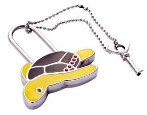 China Personalized Metal Keychain In Cute Shapes For Souvenir Campaign wholesale