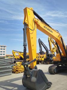 China High Efficiency Medium Second Hand Excavator Hyundai 220 Excavator Used Digger wholesale