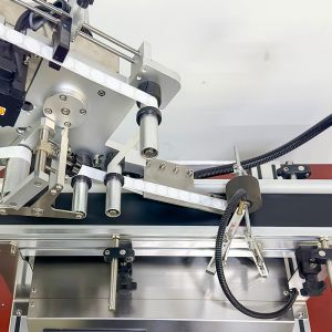 High Speed Adjustable Flat Labeling Machine Applicator 100BPH Customized